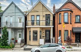 Дом в городе в Олд Торонто, Торонто, Онтарио,  Канада за C$2 306 000
