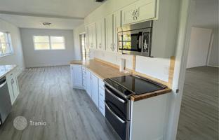 2-комнатный дом 232 м² в Кейп Корале за $510 000