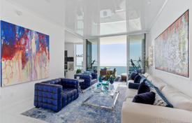 Комфортабельные апартаменты с видом на океан в резиденции на первой линии от пляжа, Санни Айлс Бич, Флорида, США за $2 350 000