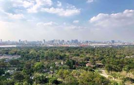 Кондоминиум в Чатучаке, Бангкок, Таиланд за $205 000