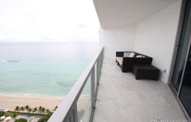 Стильная квартира с видом на океан в резиденции на первой линии от пляжа, Холливуд, Флорида, США за $1 199 000