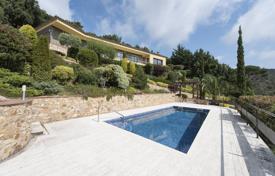 Элитная вилла с бассейном, садом и террасой, с видом на море и горы, Кастель-Пладжа‑де-Аро, Испания за 840 000 €