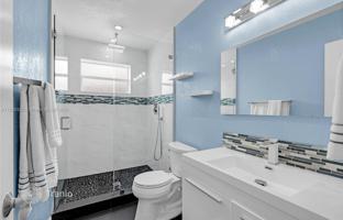 5-комнатный дом 220 м² в Майами за $1 050 000