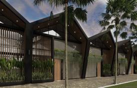 Меблированные виллы, таунхаусы и апартаменты в 300 метрах от пляжа, Берава, Бали, Индонезия за От 153 000 €