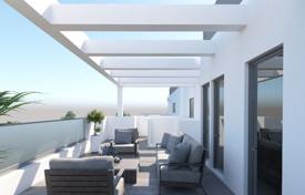 Просторная трехкомнатная квартира с садом на крыше в престижном районе, рядом с Соленым озером Ларнаки, Кипр за 300 000 €