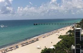 Современная квартира с видом на океан в резиденции на первой линии от пляжа, Север Майами Бич, Флорида, США за $1 899 000
