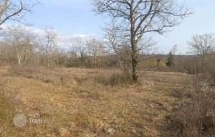 Земельный участок 1 000 м² в Грожняне за 72 000 €