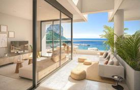 Трёхкомнатная новая квартира с видом на море в Кальпе, Аликанте, Испания за 495 000 €