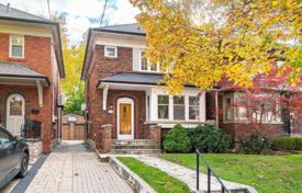 Дом в городе в Олд Торонто, Торонто, Онтарио,  Канада за C$2 292 000