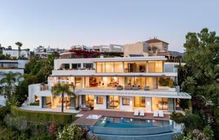 10-комнатная вилла 647 м² в Бенаависе за 4 950 000 €