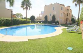 Меблированные апартаменты с террасой и садом в жилом комплексе с бассейном, Марбелья, Испания за 300 000 €