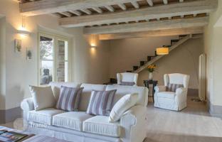 4-комнатная вилла 320 м² в Фабро за 870 000 €