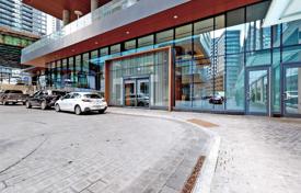 Квартира на Батерст-стрит, Торонто, Онтарио,  Канада за C$912 000