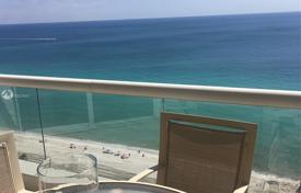 Меблированная квартира с видом на океан в резиденции на первой линии от пляжа, Санни Айлс Бич, Флорида, США за $2 150 000