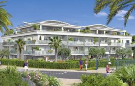 Просторные оборудованные апартаменты в новом жилом комплексе с гаванью и торговым центром, рядом с пляжем и портом, Вильнёв-Лубе, Франция за 558 000 €