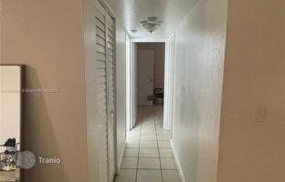 2-комнатная квартира в кондо 89 м² в Севере Майами за $300 000