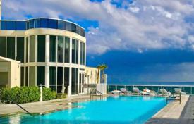 Меблированная квартира с видом на океан в резиденции на первой линии от пляжа, Санни Айлс Бич, США за $890 000