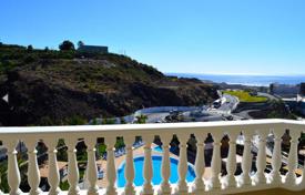 Трехкомнатная меблированная квартира с видом на океан в Акантиладо‑де-лос-Гигантесе, Тенерифе, Испания за 345 000 €