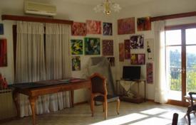 Дом, Центральная часть Корфу, Комбици за 300 000 €