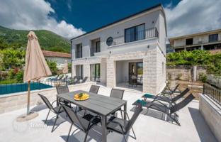 4-комнатная вилла 250 м² в городе Котор за 795 000 €