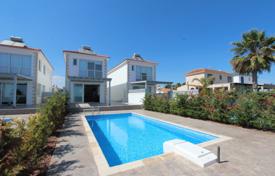 Комфортабельная вилла с частным садом, бассейном и видом на море, Айя-Текла, Кипр за 690 000 €
