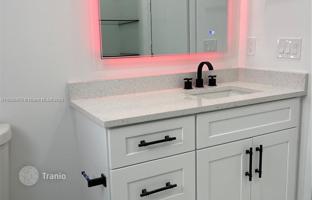 3-комнатный дом в Кейп Корале за $435 000