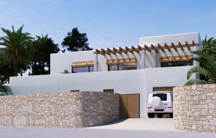 3-комнатный коттедж 260 м² в Морайре за 1 400 000 €