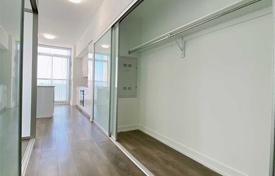 Квартира на Университи-авеню, Олд Торонто, Торонто,  Онтарио,   Канада за C$741 000
