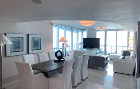 Комфортабельные апартаменты с видом на океан в резиденции на первой линии от пляжа, Санни Айлс Бич, Флорида, США за $2 590 000