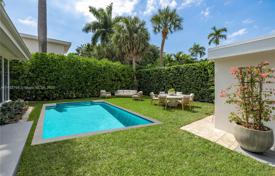 Дом в городе в Майами-Бич, США за $3 290 000
