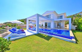 5-комнатная вилла 200 м² в Каше за 222 000 TRY в неделю