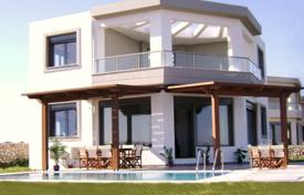 Современная вилла с бассейном, садом и выходом на пляж в небольшом жилом комплексе, Киотари, Греция за 2 730 € в неделю