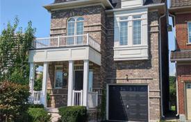 Дом в городе в Олд Торонто, Торонто, Онтарио,  Канада за C$1 846 000