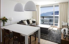 Двухкомнатная квартира в апарт-отеле с частным пляжем, причалом, казино и рестораном, Грандола, Сетубал, Португалия за 550 000 €