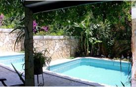 Трёхэтажная вилла с бассейном и садом в Ичмелере, Мугла, Турция за $858 000