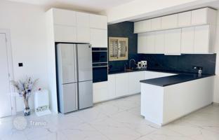 3-комнатный коттедж 180 м² в Пейе за 1 000 000 €