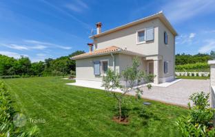 3-комнатный дом 170 м² в Лабине за 650 000 €