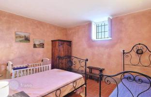 6-комнатная вилла 392 м² в Санта-Луче за 780 000 €