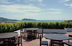 Современная квартира с террасой и видом на море в комфортабельной резиденции с бассейном, недалеко от пляжа, Патонг, Таиланд за $265 000