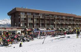 Четырехкомнатные апартаменты в 50 метрах от лыжной трассы, Виларамбер, Альпы, Франция за 5 100 € в неделю