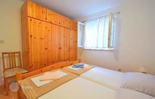 5-комнатный дом 130 м² в Приморско-Горанской жупании за 455 000 €