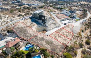 Земельный участок 600 м² в Агиос Тихонасе за 390 000 €