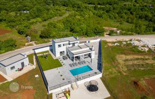 4-комнатный дом 186 м² в Светвинченате за 748 000 €