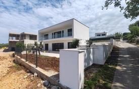 5-комнатный дом в городе 161 м² в Крке, Хорватия за 1 360 000 €