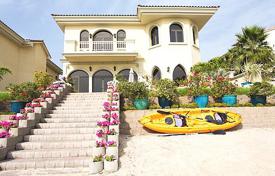 Вилла в The Palm Jumeirah (Пальма Джумейра), Дубай, ОАЭ (Объединенные Арабские Эмираты) за $9 400 в неделю