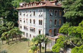 Отремонтированные апартаменты в историческом здании у озера, Менаджо, Италия за 700 000 €