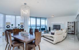 Современные апартаменты с видом на океан в резиденции на первой линии от пляжа, Холливуд, Флорида, США за $1 129 000