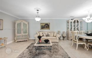 3-комнатный дом 204 м² в Вест-Энде за $775 000