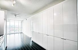 Квартира на Айcбоат Терраc, Олд Торонто, Торонто,  Онтарио,   Канада за C$767 000
