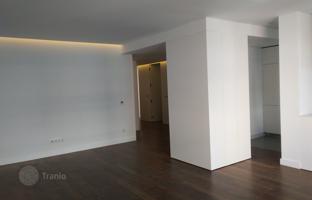 4-комнатная квартира 153 м² в Порту (город) за 555 000 €